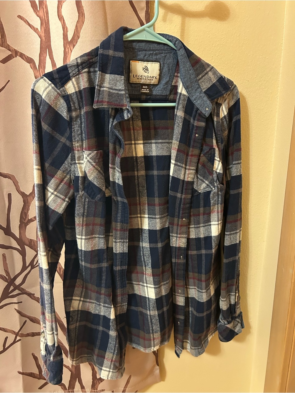 Women’s Legendary Whitetails Blue Plaid Flannel - Medium